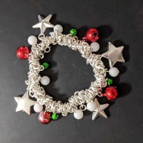 Silver Tone Stars Red and Green Bells White Beads Stretchy Statement Bracelet - Picture 1 of 3